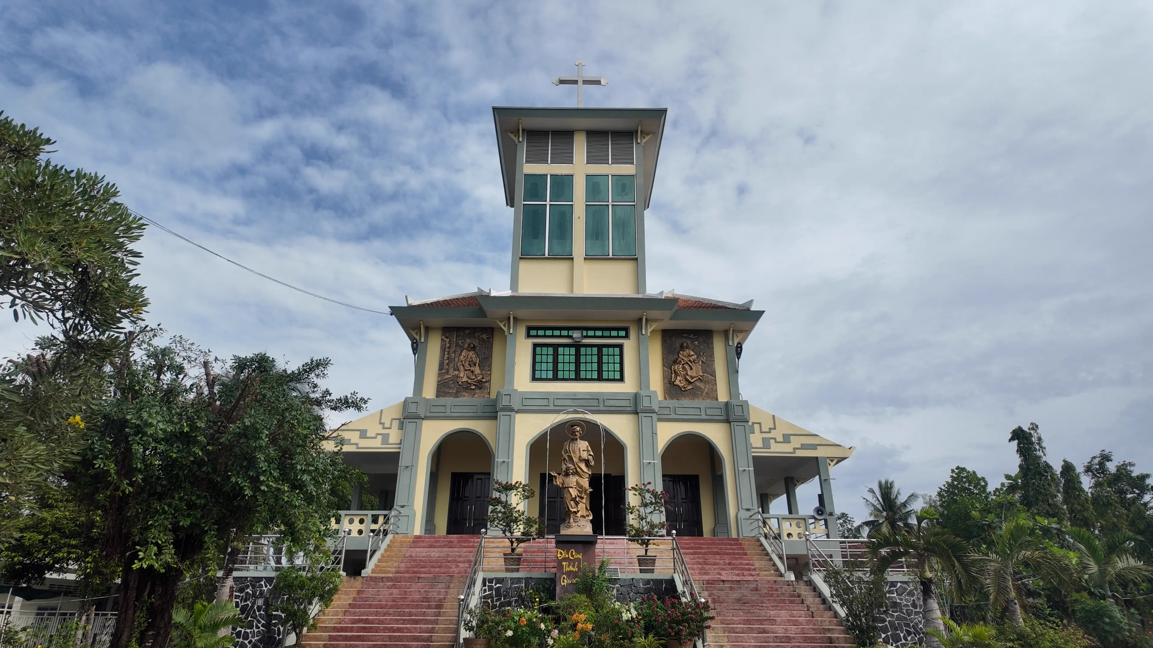 Giáo Xứ An Bình
